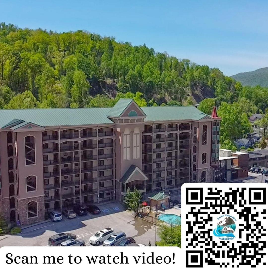 Luxurious Condo, Pool, Fireplace, Hiking ガトリンバーグ エクステリア 写真